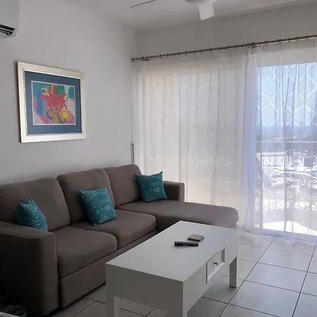 Kings Palace - Modern Penthouse With Incredible Sea Views