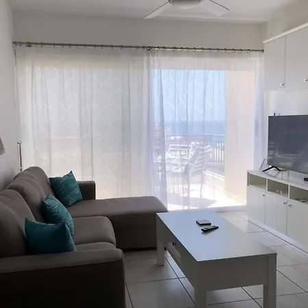 Kings Palace - Modern Penthouse With Incredible Sea Views Пафос