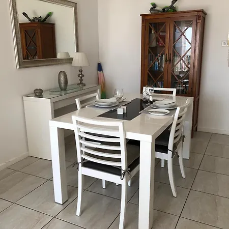 Kings Palace - Modern Penthouse With Incredible Sea Views * بافوس