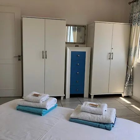 Апартаменты Kings Palace - Modern Penthouse With Incredible Sea Views Пафос