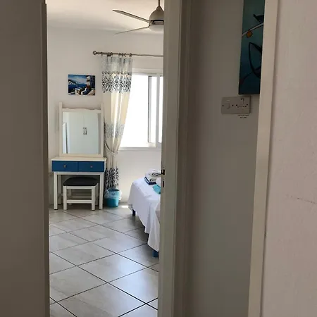 Kings Palace - Modern Penthouse With Incredible Sea Views * بافوس