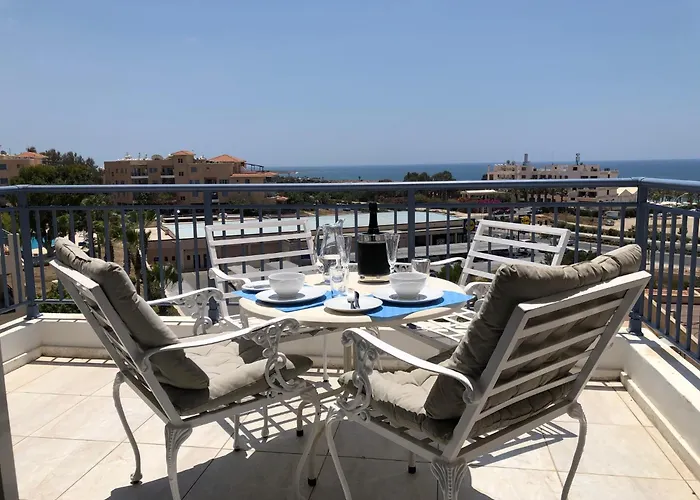 Kings Palace - Modern Penthouse With Incredible Sea Views Apartmán Paphos