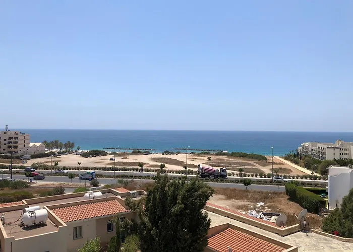Kings Palace - Modern Penthouse With Incredible Sea Views Paphos