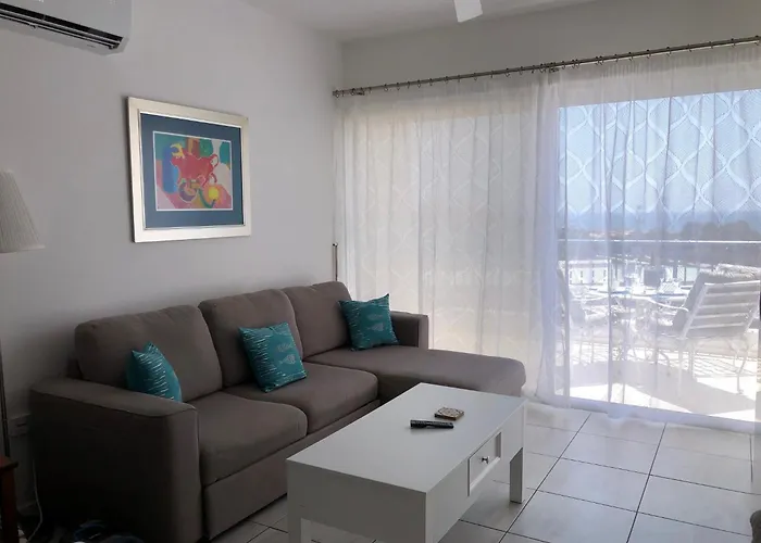 Kings Palace - Modern Penthouse With Incredible Sea Views