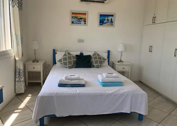 Kings Palace - Modern Penthouse With Incredible Sea Views Apartmán Paphos