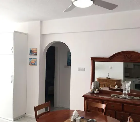 Kings Palace - Modern Penthouse With Incredible Sea Views * Paphos