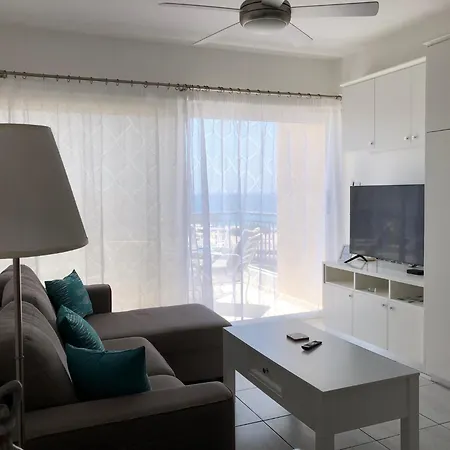 Kings Palace - Modern Penthouse With Incredible Sea Views * 파포스