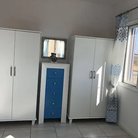 아파트 Kings Palace - Modern Penthouse With Incredible Sea Views